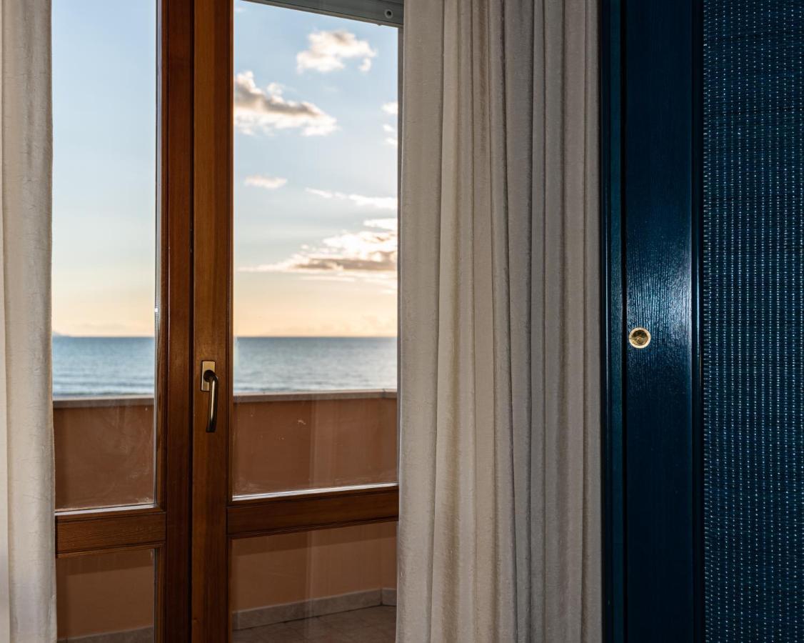 Hotel Il Delfino Σαν Βιντσέντσο Εξωτερικό φωτογραφία