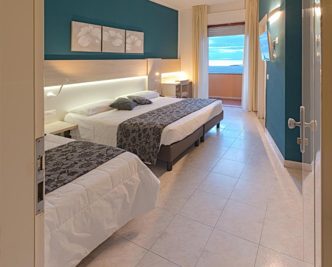 Hotel Il Delfino Σαν Βιντσέντσο Εξωτερικό φωτογραφία